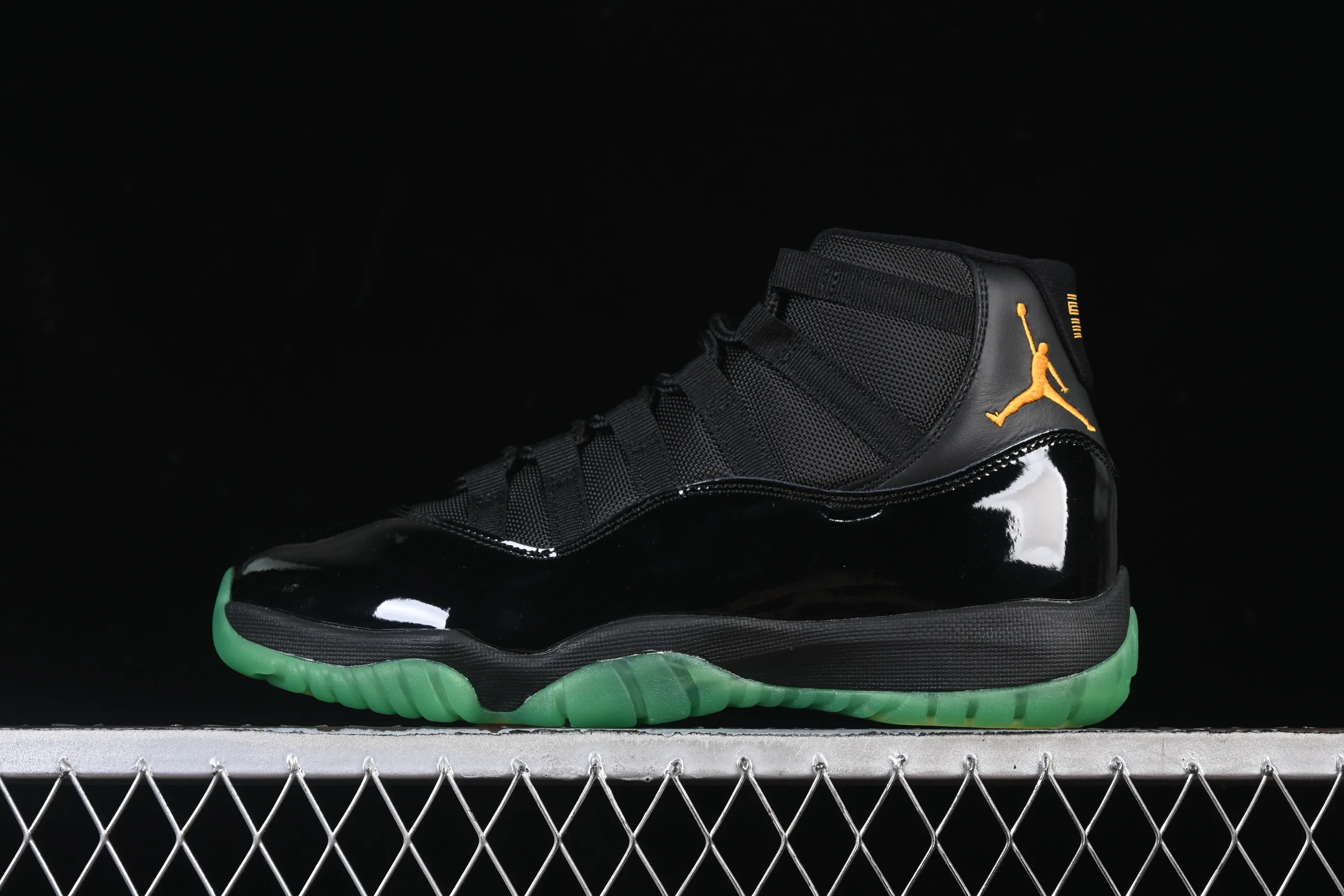 All categories Air Jordan Jordan series basketball shoes Air Jordan 11 Air Jordan 11 Retro "Green Black" AJ11 Joe 11 black and green CT8012-037